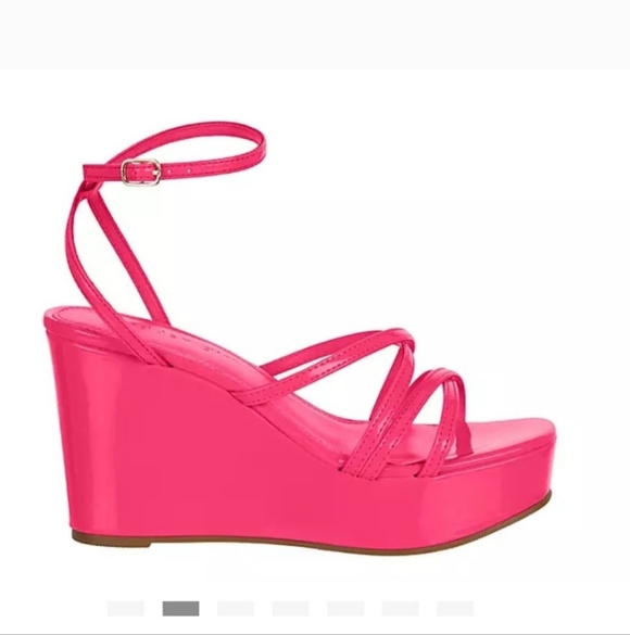 NWT Madden Girl Women's MYA Wedge Sandal NEON PINK SIZE 10 - Picture 2 of 8